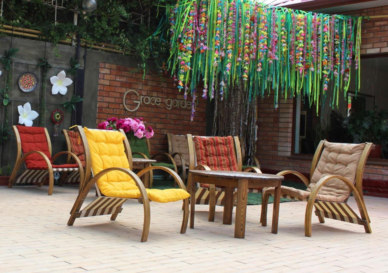 Hotel Grace Garden Kum Bagian luar foto